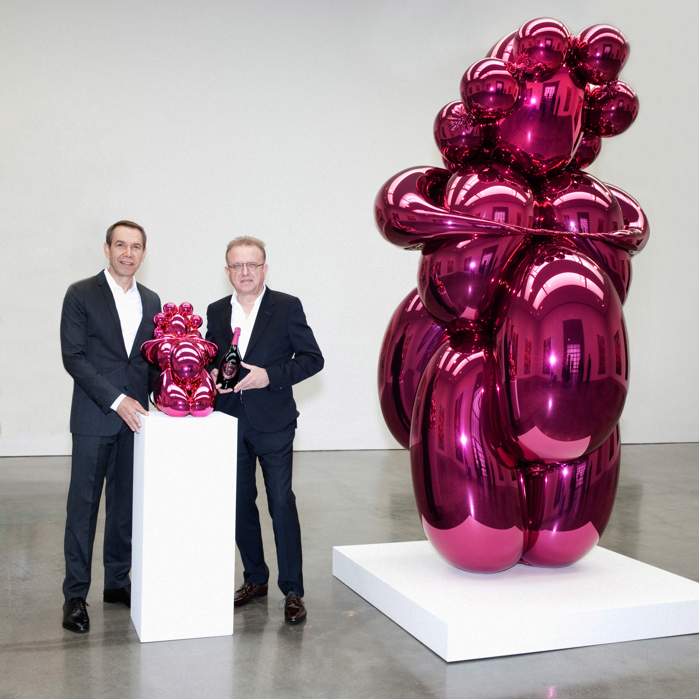 jeff-koons,-richard-geoffroy,-balloon-venus,-rose2003—1-ealexis-dahan