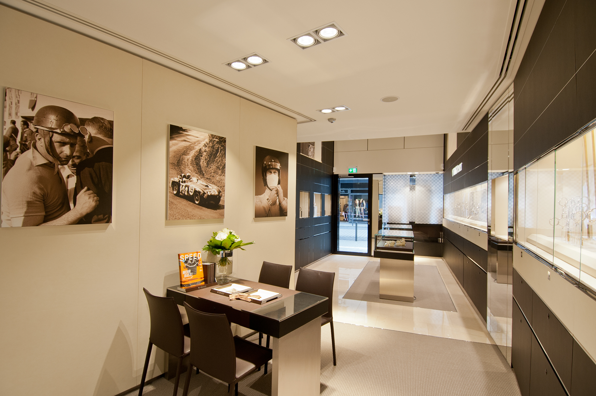 TAG-Heuer-BoutiqueFrankfurt-am-Main-2013-(#5)