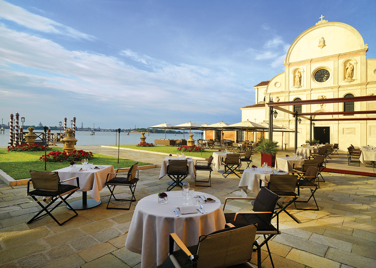 Terrace-Acquerello-Restaurant_15165_Print