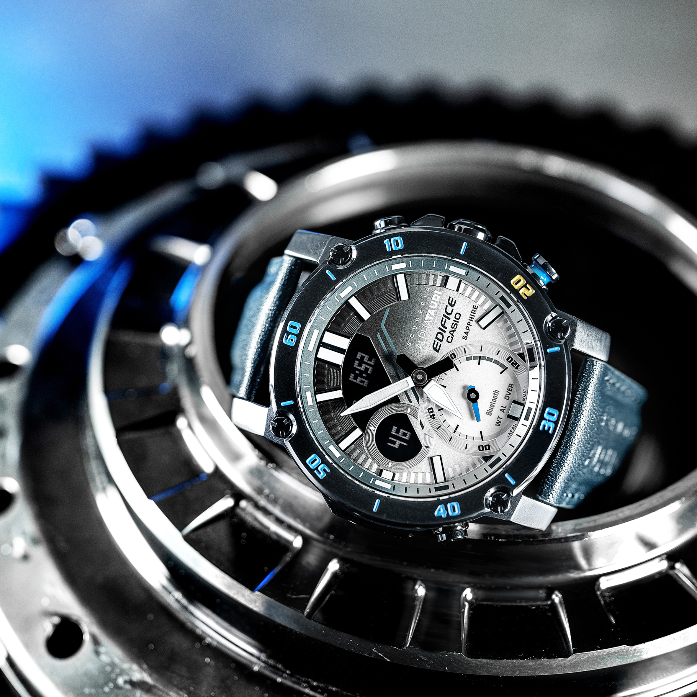 02_CASIO-EDIFICE_ECB-20